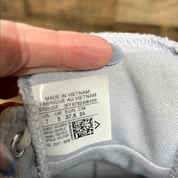 Converse Madison Low Top Canvas Sneaker Women’s Size 7 - Picture 6 of 6